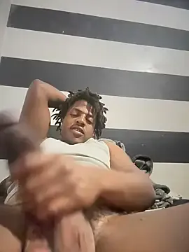 Latinadulcemami – webcam model profile photo Image 4