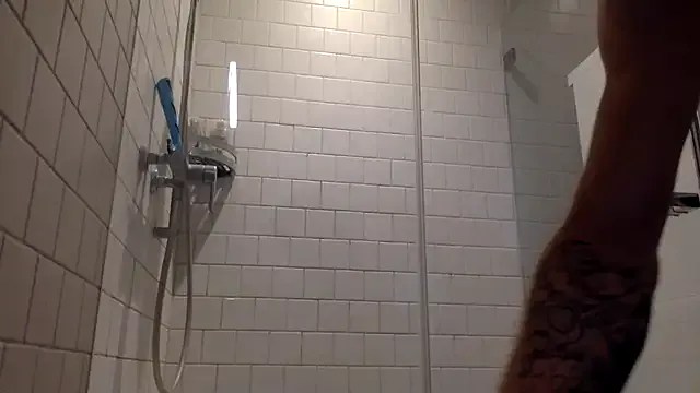 Plushypie – webcam model profile photo Image 13