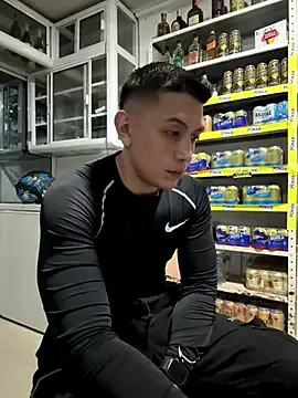 ThaniaHill – webcam model profile photo Image 5