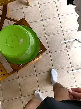 YourScarlettSweetheart – webcam model profile photo Image 4