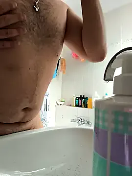 YourScarlettSweetheart – webcam model profile photo Image 5