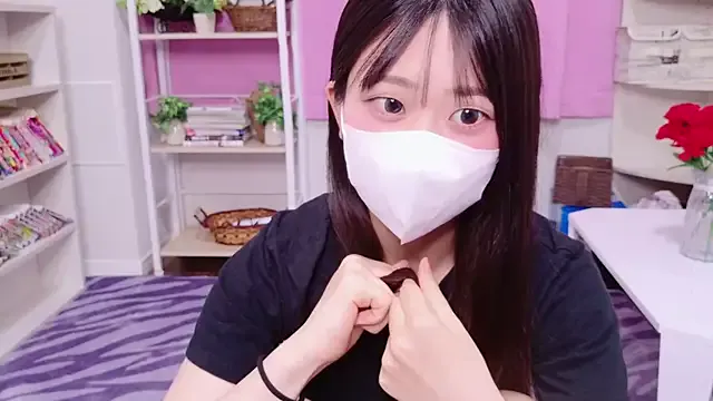 KarinaPretty19 webcam show Image 9