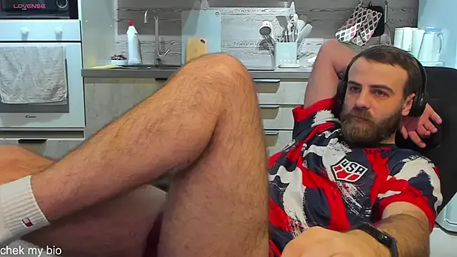 ItsEmmaFrost – webcam model profile photo Image 3