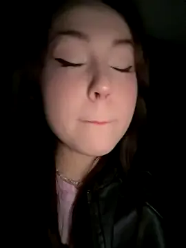 NovaSwan – webcam model profile photo Image 13