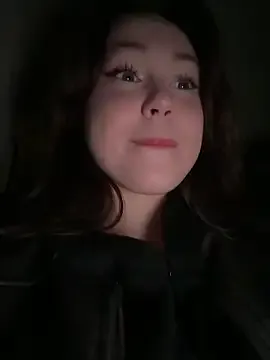 NovaSwan – webcam model profile photo Image 18