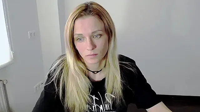 ToriMayer – webcam model profile photo Image 2