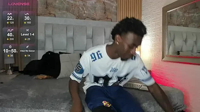 lore123 – webcam model profile photo Image 15