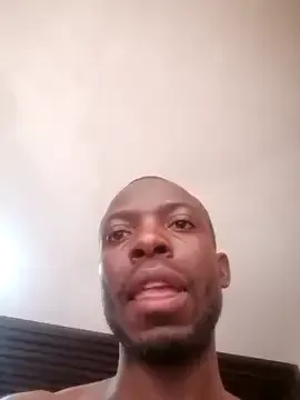 maxx_william – webcam model profile photo Image 14