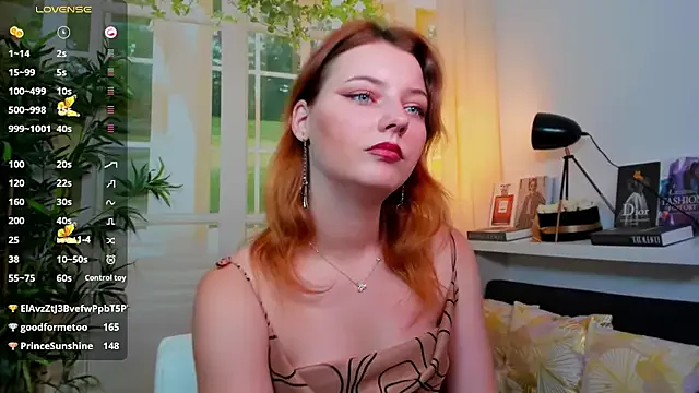 SarhaParcker – webcam model profile photo Image 14