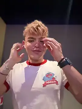 Bustykeyla – webcam model profile photo Image 11