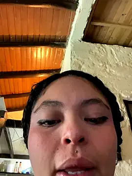 PrincessPlee – webcam model profile photo Image 5