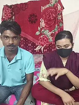 MissDesi webcam show Image 12