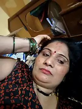 akamilasweetcm101 – webcam model profile photo Image 8