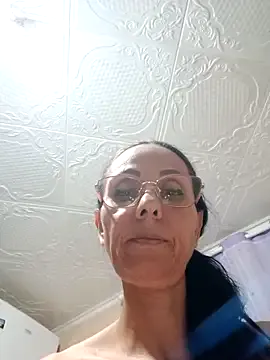 Titttonic88 – webcam model profile photo Image 3