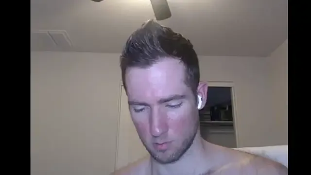 Red_Lola – webcam model profile photo Image 11