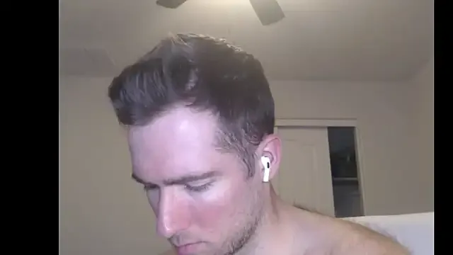 Red_Lola – webcam model profile photo Image 13