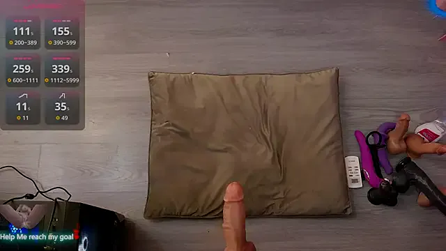 PocketSizeOliviaLive webcam show Image 13