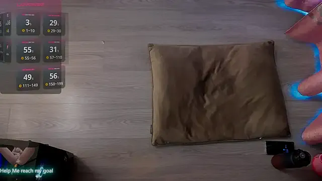 PocketSizeOliviaLive webcam show Image 2