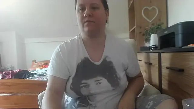 akamilasweetcm101 – webcam model profile photo Image 5