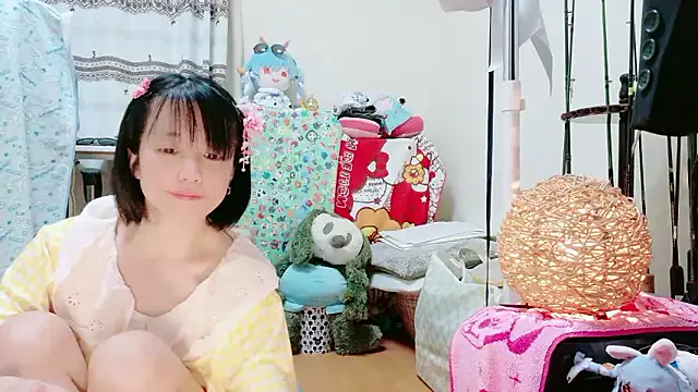 MaishaCobain – webcam model profile photo Image 8