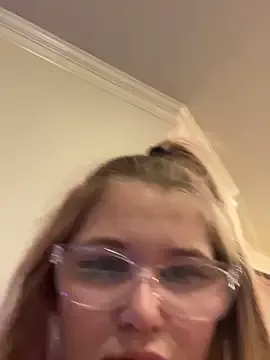 kykybaby4444 – webcam model profile photo Image 17