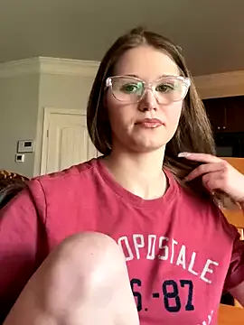 kykybaby4444 – webcam model profile photo Image 2