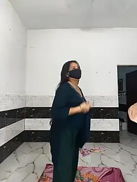 EmaMillers webcam show Image 14