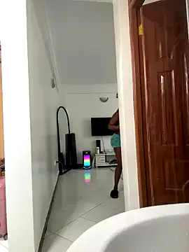 LiliBanger – webcam model profile photo Image 9