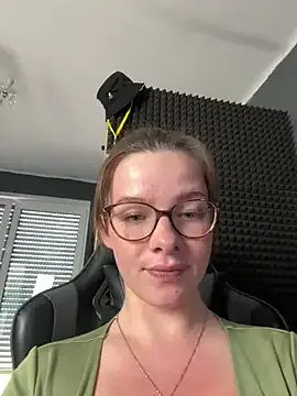 Shanaya_KopsRX – webcam model profile photo Image 13