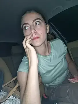 TheConfidant webcam show Image 17