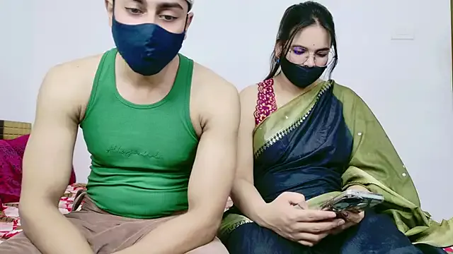 Yaya--728 – webcam model profile photo Image 18