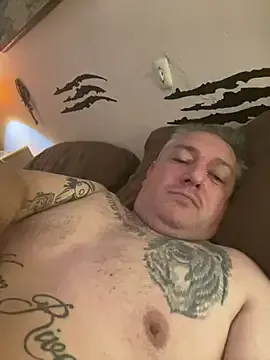 YourScarlettSweetheart – webcam model profile photo Image 5