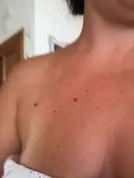 EvaLexyTS – webcam model profile photo Image 12