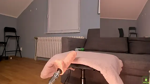 LaurenDwar – webcam model profile photo Image 6