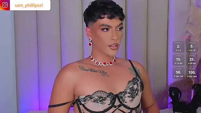 BustyBrunette44 – webcam model profile photo Image 16