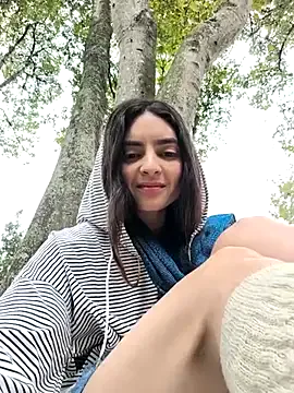 SarhaParcker – webcam model profile photo Image 13