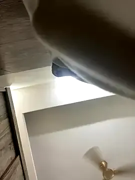 Lola_Hale – webcam model profile photo Image 4