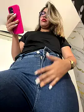 Hiiichan88 – webcam model profile photo Image 14