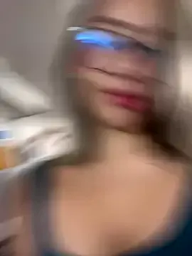 Hiiichan88 – webcam model profile photo Image 4