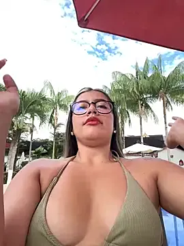 Hiiichan88 – webcam model profile photo Image 8