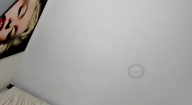 NoraJohnson6 – webcam model profile photo Image 5