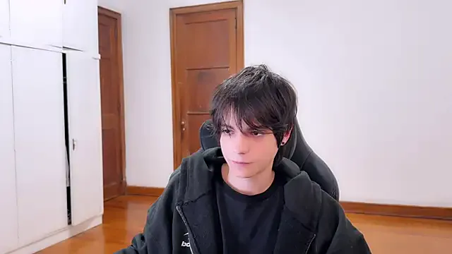 rimanoxe – webcam model profile photo Image 18