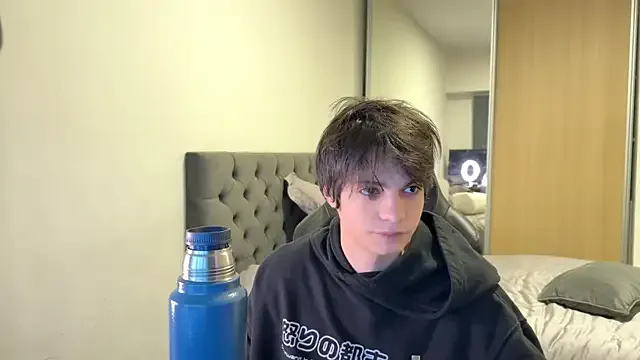 rimanoxe – webcam model profile photo Image 4