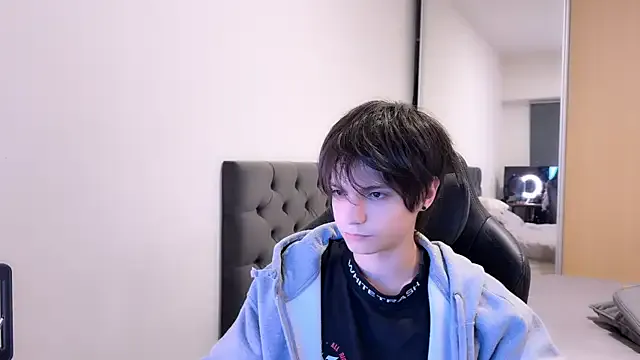 rimanoxe – webcam model profile photo Image 6