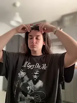 akamilasweetcm101 – webcam model profile photo Image 11