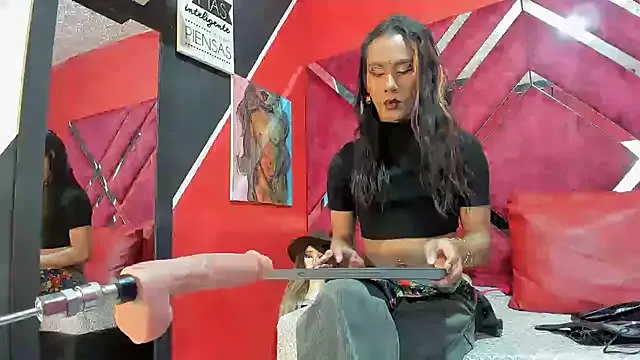 Hiiichan88 – webcam model profile photo Image 3