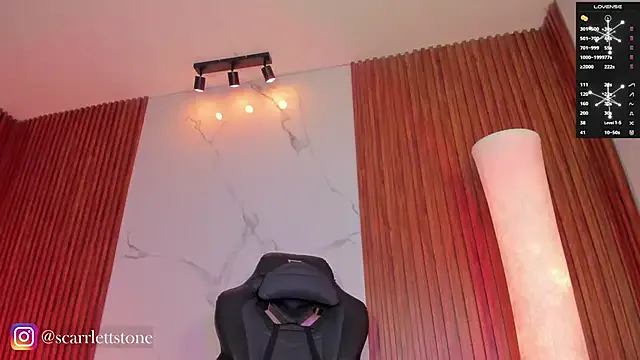 PrincessPlee – webcam model profile photo Image 2