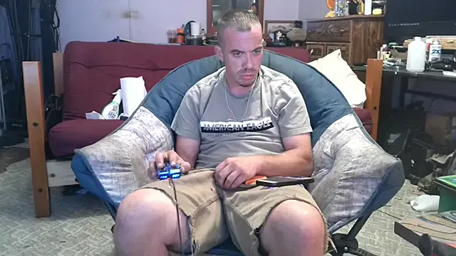 AmelieEdwards – webcam model profile photo Image 12