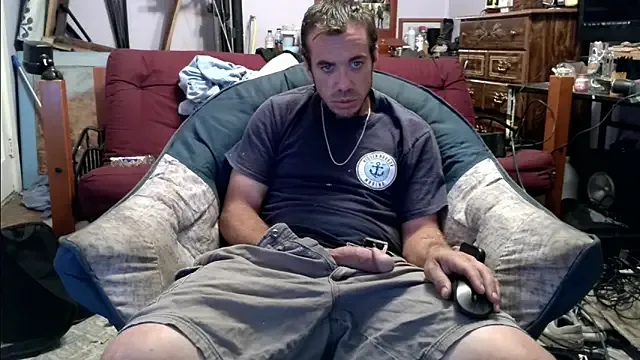 AmelieEdwards – webcam model profile photo Image 8