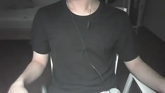 SweetFire69 – webcam model profile photo Image 4